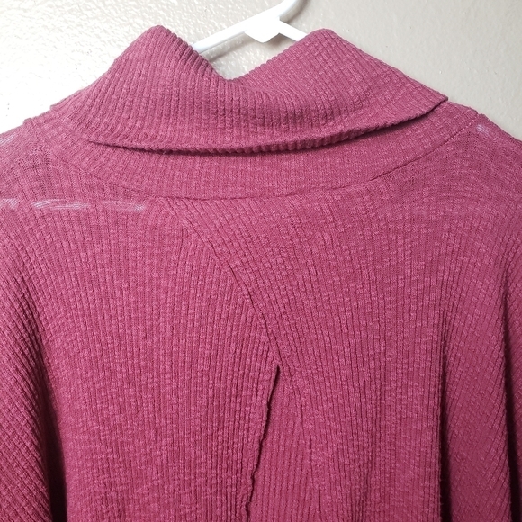 Free People FP Beach World Traveler Dolman Sleeve Cowl Neck Split Back-Size S - Picture 7 of 7